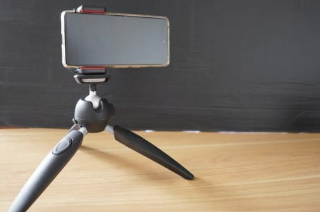 YouTubeの更新頻度はそこまで重要ではない